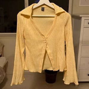 70s Style Bell-sleeve Blouse